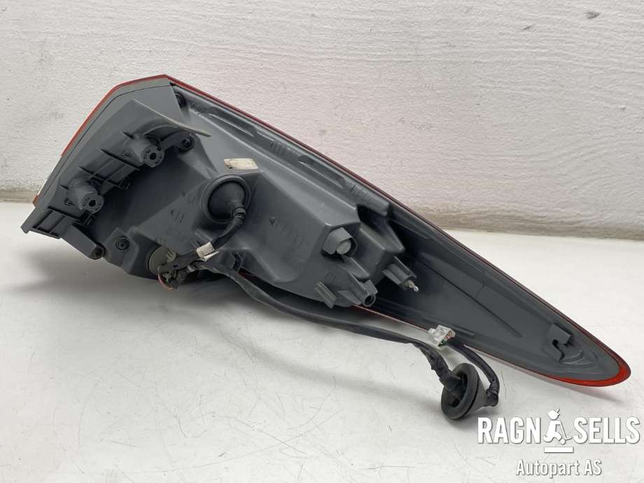 Baklykt venstre ytre til Hyundai i40 2012-2017  (924013Z000|)