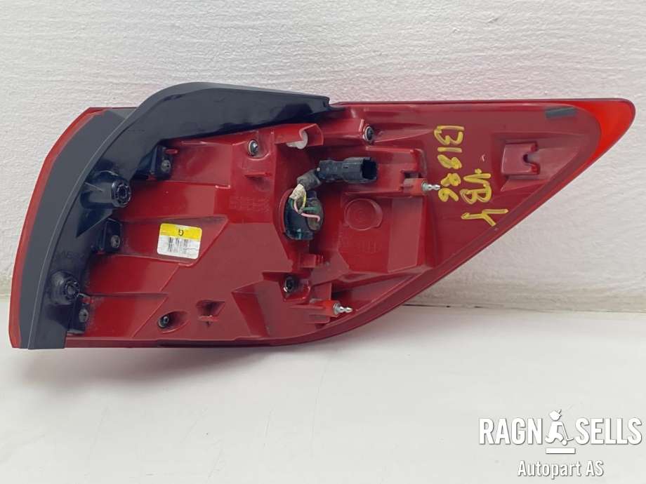 Baklykt venstre ytre til Kia Sportage 2010-2016 (Type III)  (924013W010|)