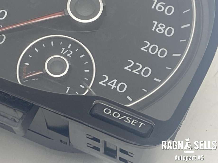Instrumentpanel til VW Caddy 2015-2020 (Type III, Fase 3)  (2K5 920 876F|)