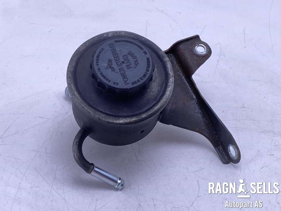 Servo oljebeholder til Toyota Hiace 2007-2012 (Fase 3)  (4436026130|)