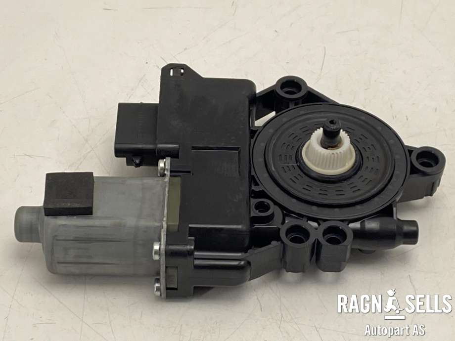 Ruteheis venstre foran til Hyundai i40 2012-2017  (BOSCH|82450-3Z010|F 00S 1A2 935|)