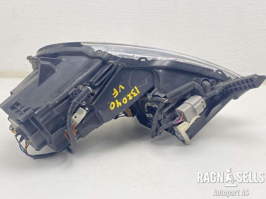 Frontlykt venstre halogen til Citroën C-Zero 2011-2020 (6208 X1|)