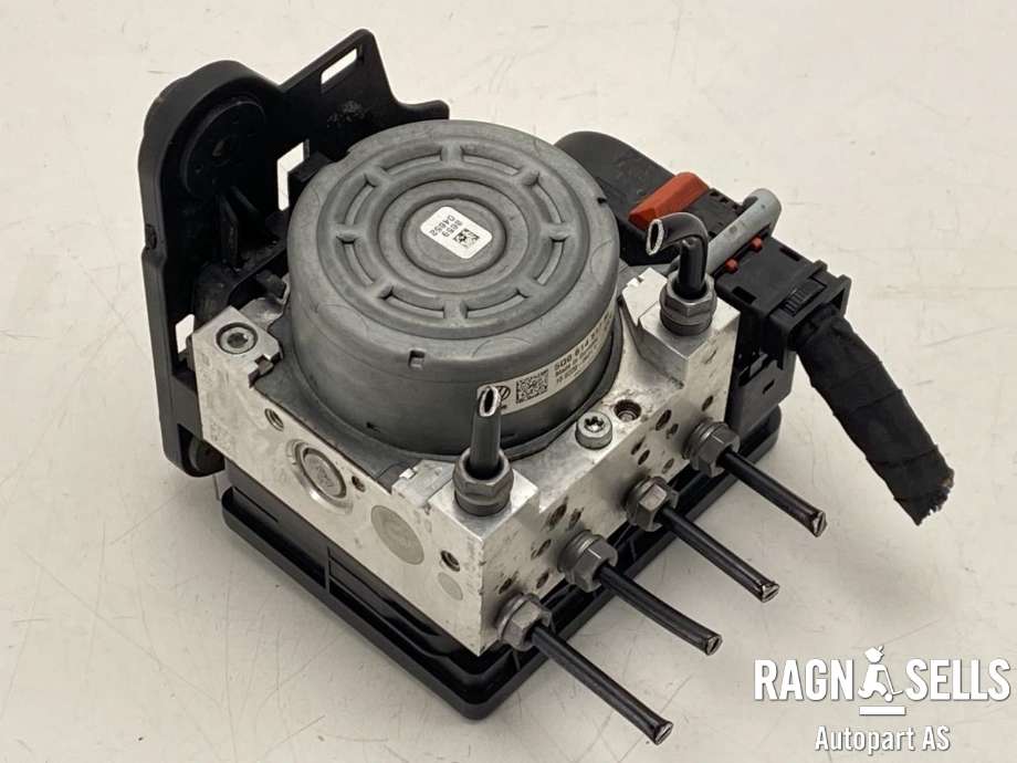 ABS sentral til Audi A3 2012-2016 (Type III, Fase 1)  (ATE|5Q0 614 517 AL|5Q0 614 235|5Q0 907 379 AK| 615424000EF)