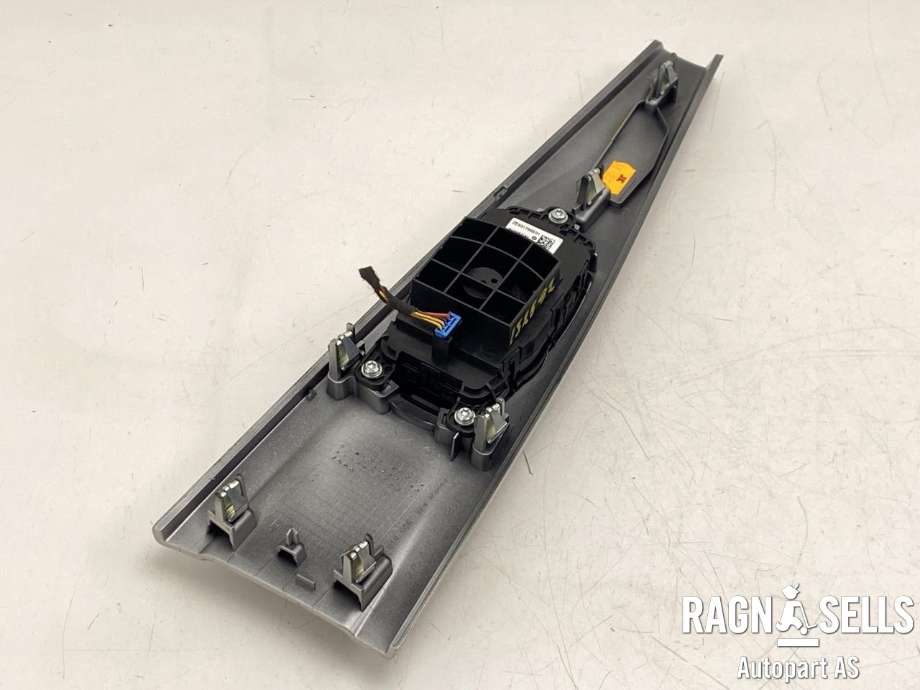 Bilstereo betjeningspanel til BMW 3-Serie 2012-2018 (F30/F31/F34) (F30/F31/F34) (65 82 9 381 678|9 317 695|033623201)