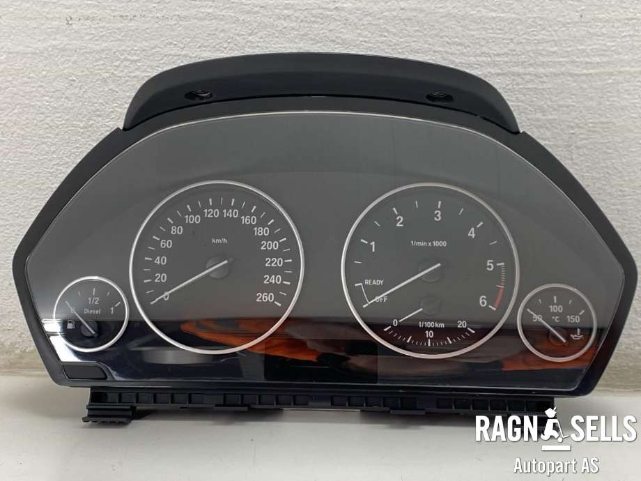 Instrumentpanel til BMW 3-Serie, 2012-2018 (F30/F31/F34) (F30/F31/F34) (62 10 8 718 256)