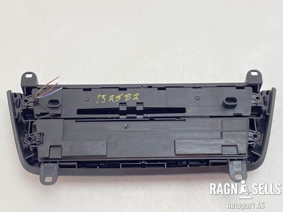 Varmeapparat betjening til BMW 3-Serie 2012-2018 (F30/F31/F34) (F30/F31/F34) (61 31 6 814 181|64 11 9 320 341|64 11 9 354 146)