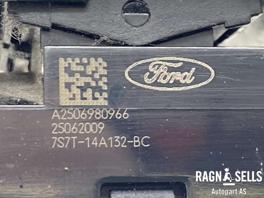 Bryter ruteheis førerdørspanel til Ford Mondeo 2007-2010 (Type IV, Fase 1)  (A2506980966|25062009|7S7T-14A132-BC)