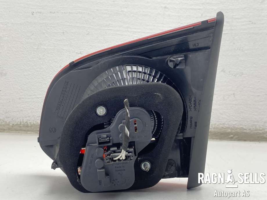 Baklykt venstre indre til VW Golf VI 2008-2012  (5K0 945 093 K|)