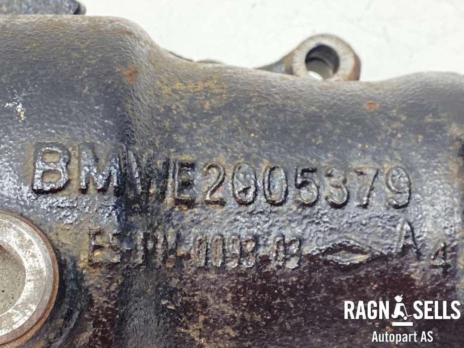 Kardang klokke foran til BMW X3 2007-2010 (Fase 2) (E83) (E83) (31 50 7 606 203|7 544 475|)
