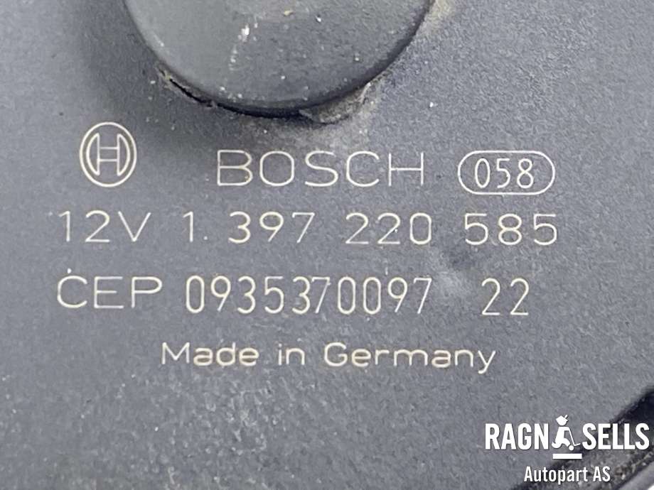 Viskermotor frontrute til Volvo C30 2010-2012 (Fase 2)  (BOSCH|1 397 220 585|0935370097| 0935239858|0390241688)