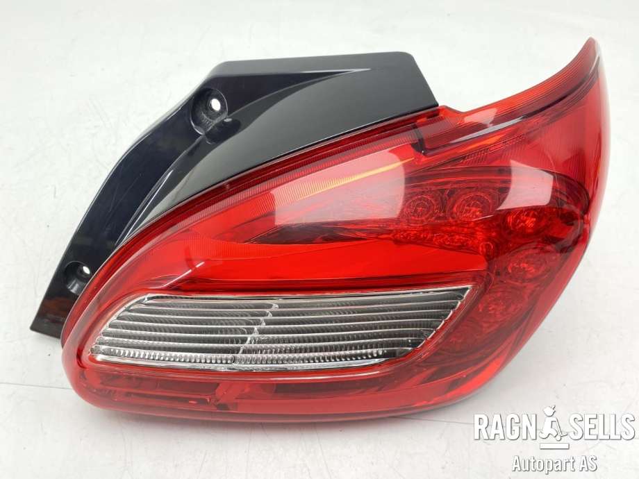 Baklykt høyre til Mitsubishi Space Star 2013-->> (Type II)  (ICHIKOH|8330B|)