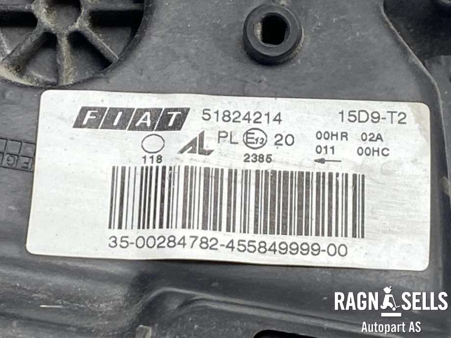Frontlykt høyre xenon til Fiat Croma 2006-->>  (51824214|15D9-T2|1 307 329 250)