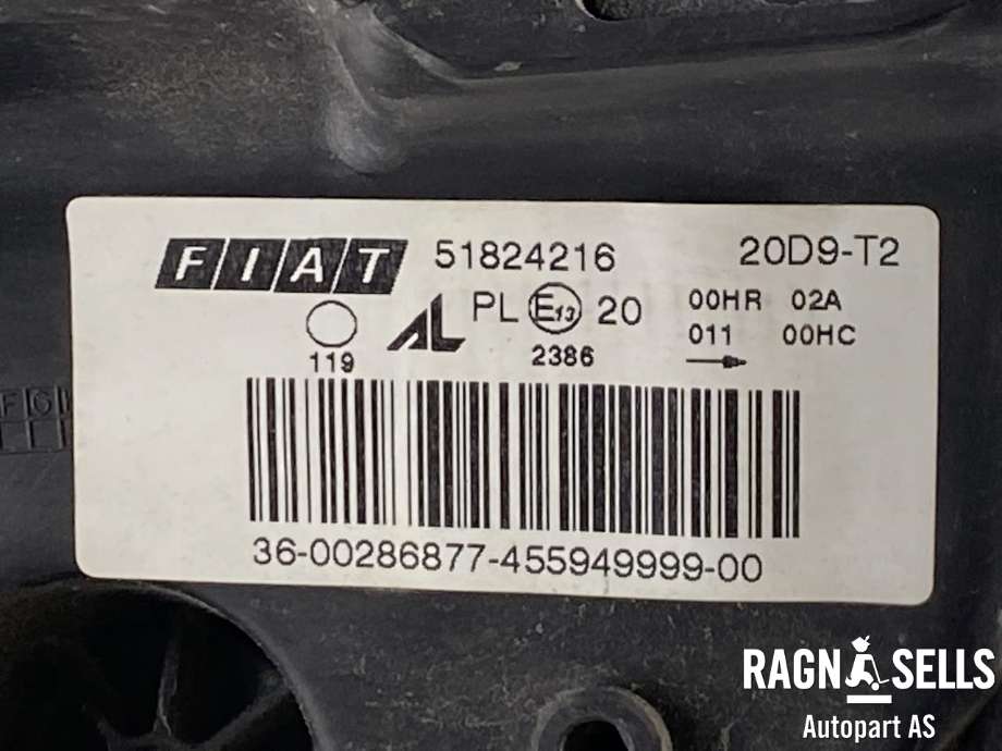 Frontlykt venstre xenon til Fiat Croma 2006-->>  (51824216|20D9-T2|1 307 329 250)