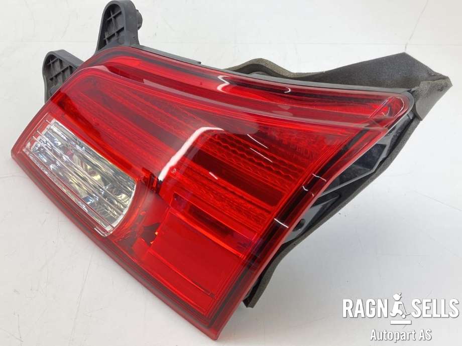 Baklykt høyre indre til Subaru Outback 2009-2014 (Type IV)  (84912AJ250|)
