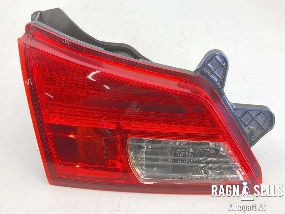 Baklykt venstre indre til Subaru Outback, 2009-2014 (Type IV)  (84912AJ240)