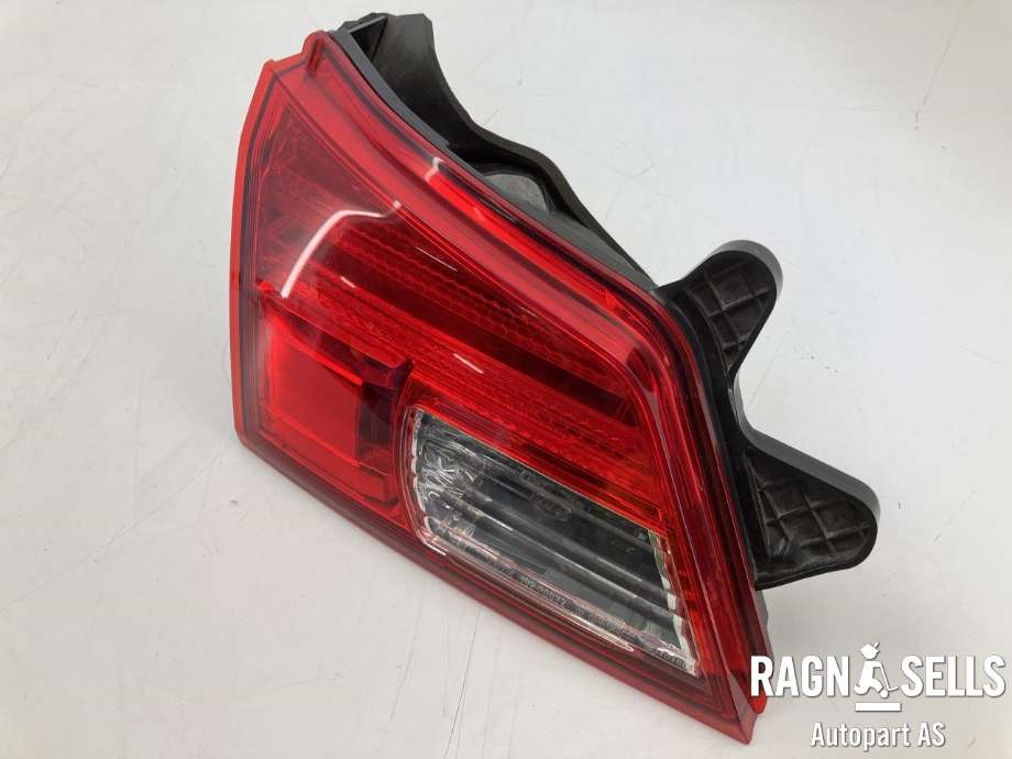 Baklykt venstre indre til Subaru Outback 2009-2014 (Type IV)  (84912AJ240|)