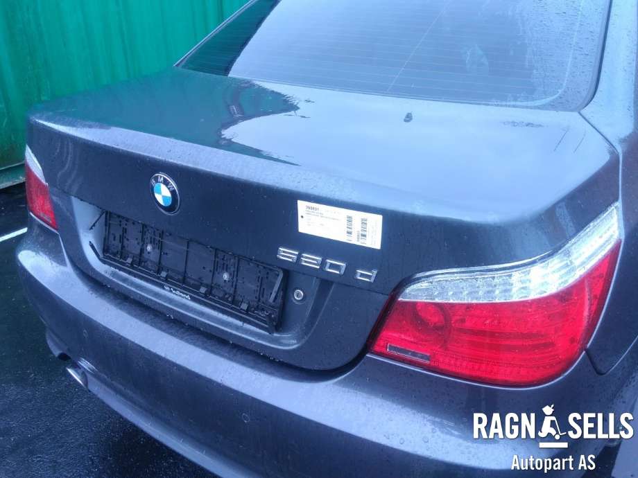 Bakluke sedan til BMW 5-Serie, 2003-2010 (E60/E61) (E60/E61) (41 62 7 168 761)