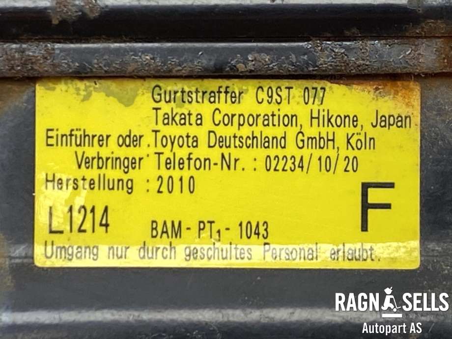 Sikkerhetsbelte foran venstre til Toyota Hiace 2007-2012 (Fase 3)  (7321026742C0|)