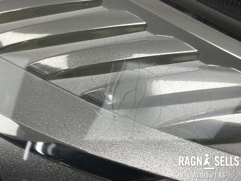 Frontlykt venstre halogen til Ford Kuga 2008-2012 (Type I)  (8V41-13W030-AG|8V41-13W030-AE|1717364)