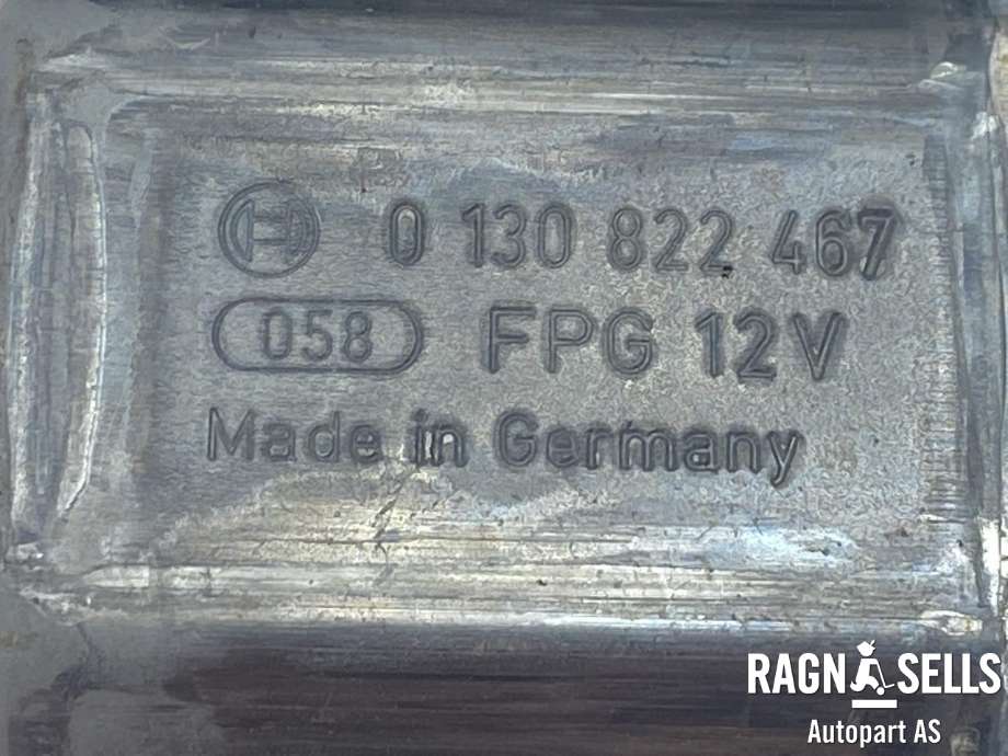 Ruteheis, kun motor, høyre foran til VW Tiguan 2011-2016 (Type I, Fase 2)  (5N0959702G|3C0959792C|0130822467)