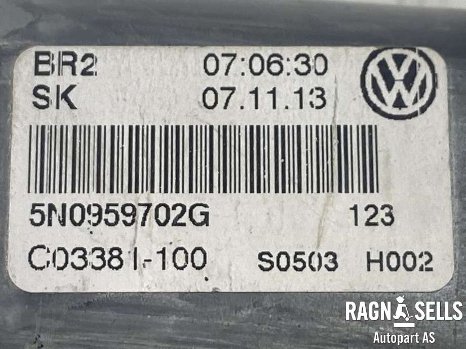 Ruteheis, kun motor, høyre foran til VW Tiguan 2011-2016 (Type I, Fase 2)  (5N0959702G|3C0959792C|0130822467)