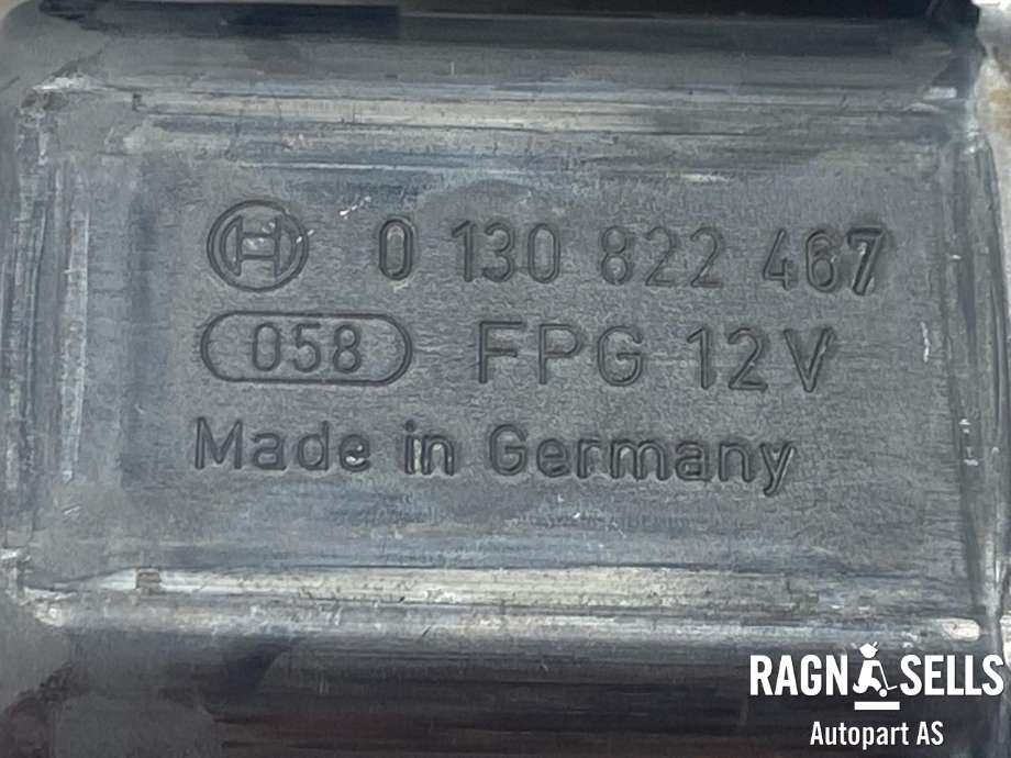Ruteheis, kun motor, venstre foran til VW Tiguan 2011-2016 (Type I, Fase 2)  (5N0959701G|3C0959793C|0130822467)