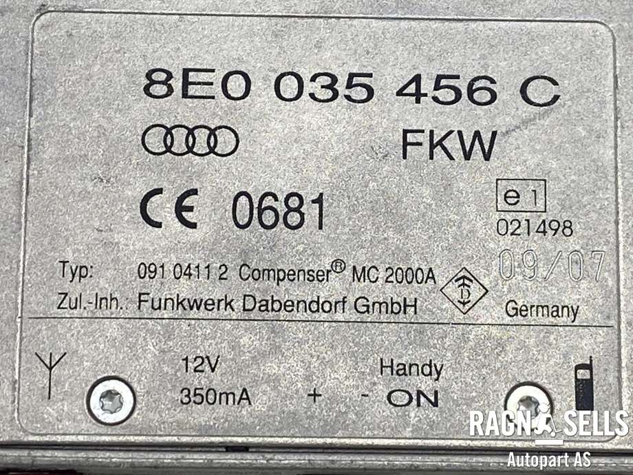 Antenne forsterker til Audi A6, Allroad 2006-2008 (Type II, Fase 1) (C6) (C6) (8E0035456C|)