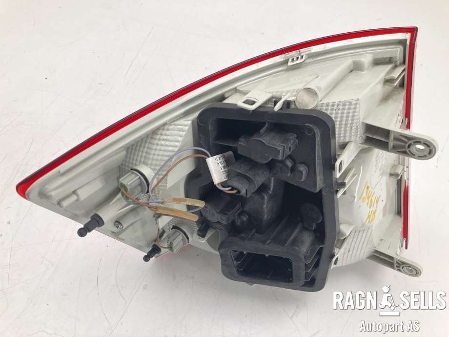 Baklykt høyre til Škoda Rapid 2012-2019  (5JJ945112| 5JJ945258|)