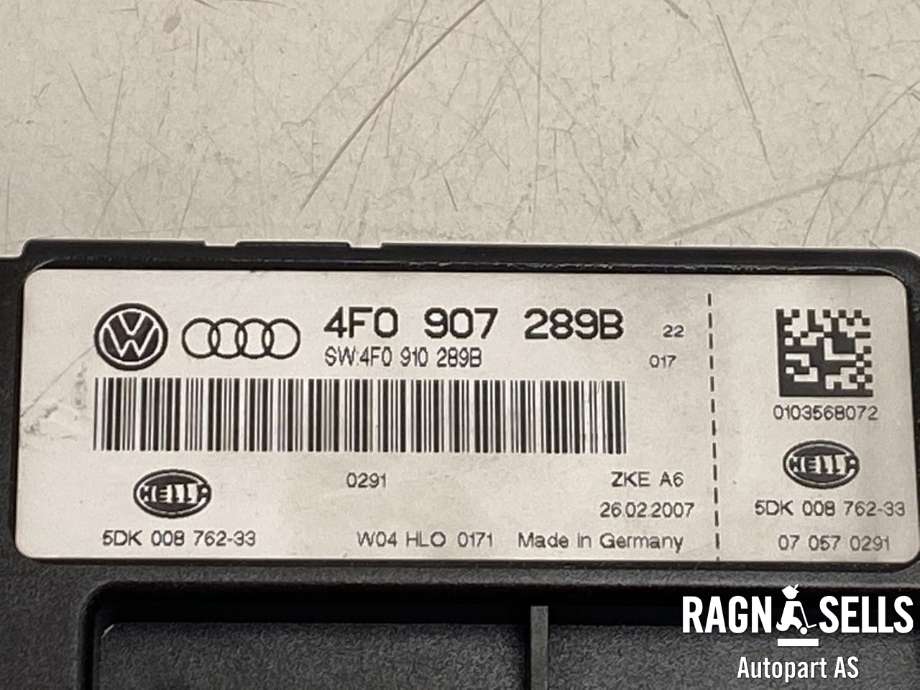 Styreenhet comfort (BCM) til Audi A6, Allroad 2006-2008 (Type II, Fase 1) (C6) (C6) (HELLA|4F0907289B|)