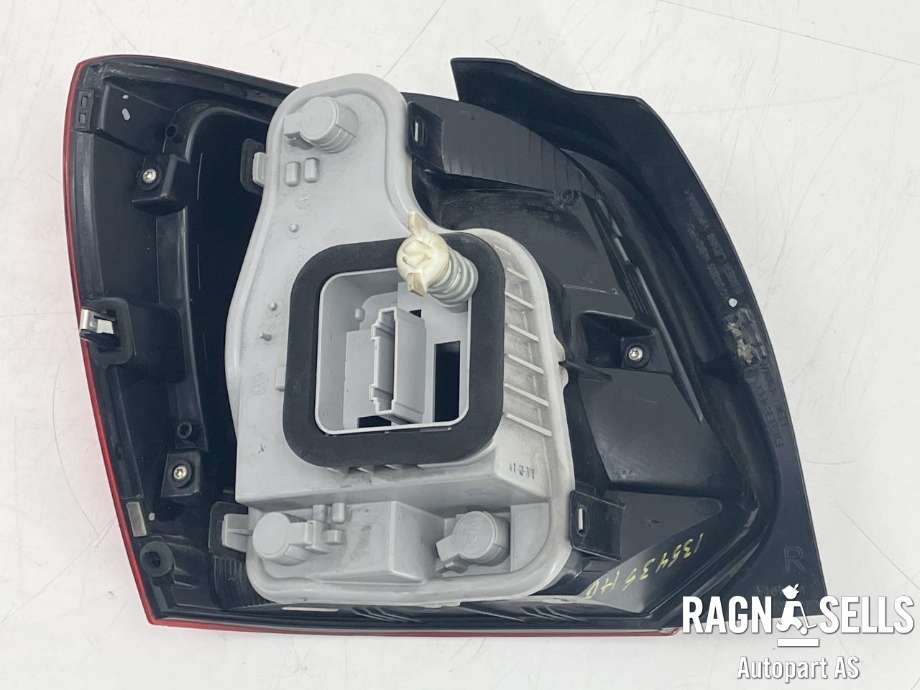 Baklykt høyre til VW Polo 2009-2014 (Type V, Fase 1)  (6R0 945 096 AH|)