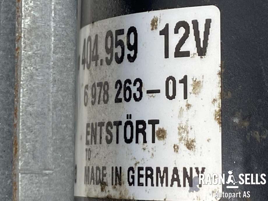 Viskermotor frontrute komplett m/overføring til BMW 3-Serie 2005-2011 (E90/E91/E92/E93) (E90/E91/E92/E93) (61 61 7 161 711||6978263|7161711)