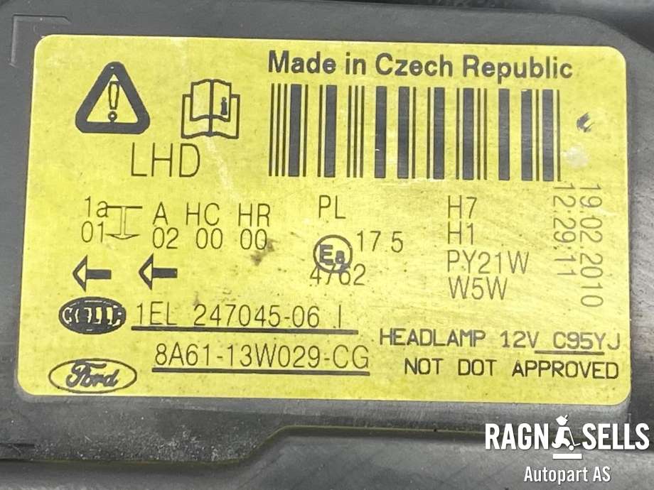 Frontlykt høyre halogen til Ford Fiesta 2008-2012 (Type VI, Fase 1)  (HELLA|8A61-13W029-CH|8A61-13W029-CG|1740029)