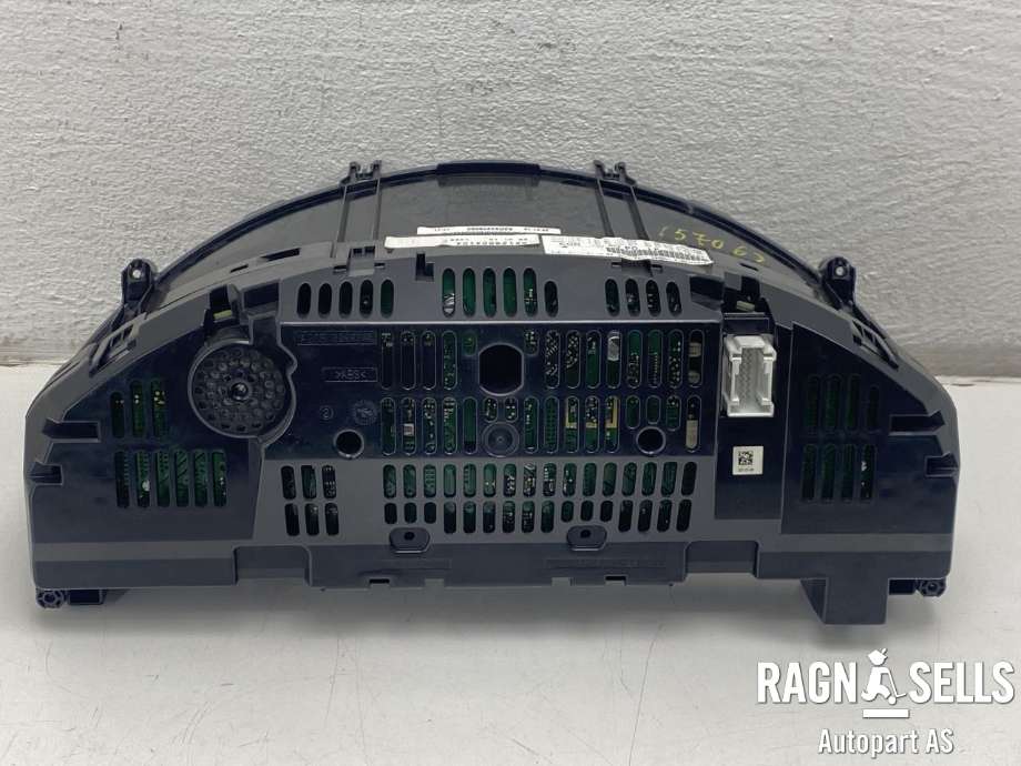 Instrumentpanel til Mercedes E-Klasse 2009-2013 (Fase 1) (W212) (W212) (A2129004104|)