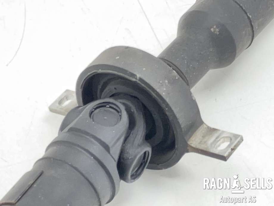 Mellomaksel til BMW 3-Serie 2005-2011 (E90/E91/E92/E93) (E90/E91/E92/E93) (26 10 7 614 404|)