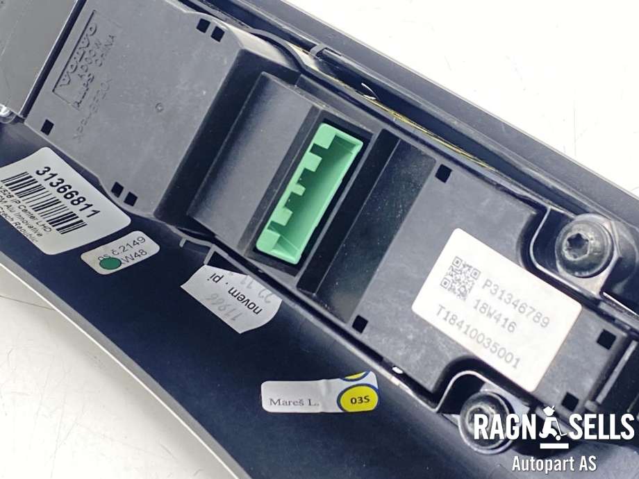 Bilstereo navigasjon betjeningspanel til Volvo XC90 2015-2025 (Type II)  (31346789|T18410035001|31366811)
