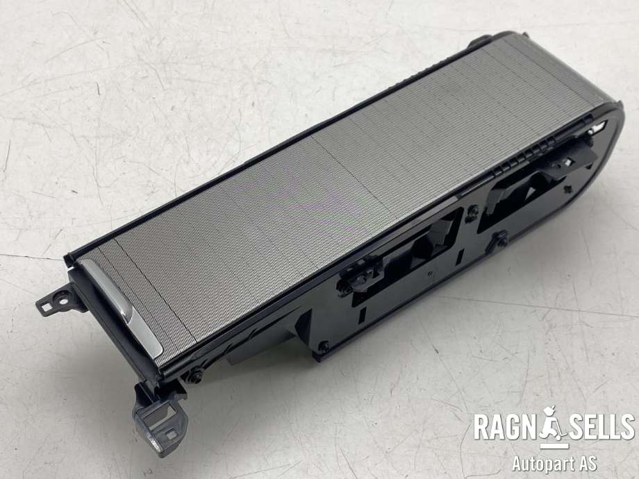 Dashbord koppholder til Volvo XC90 2015-2025 (Type II)  (31377368|31497273|31377456| 2651176)