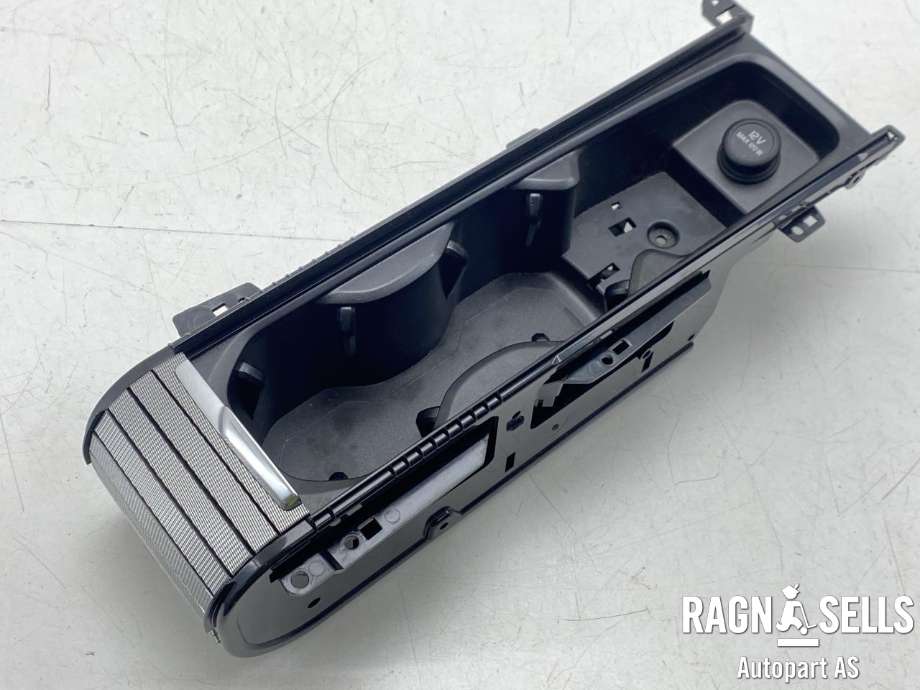Dashbord koppholder til Volvo XC90 2015-2025 (Type II)  (31377368|31497273|31377456| 2651176)