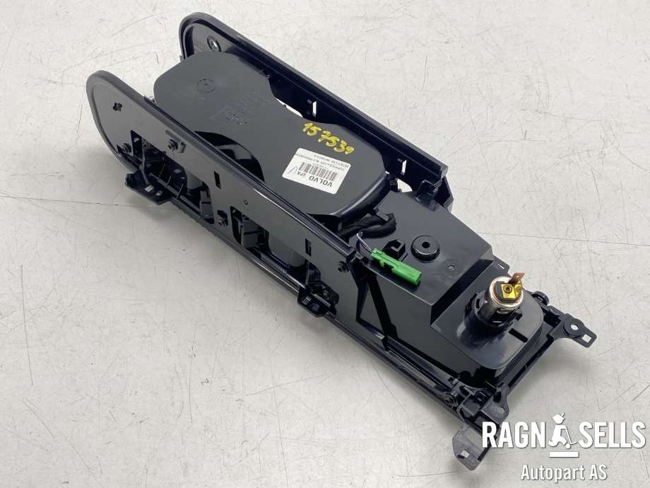 Dashbord koppholder til Volvo XC90 2015-2025 (Type II)  (31377368|31497273|31377456| 2651176)