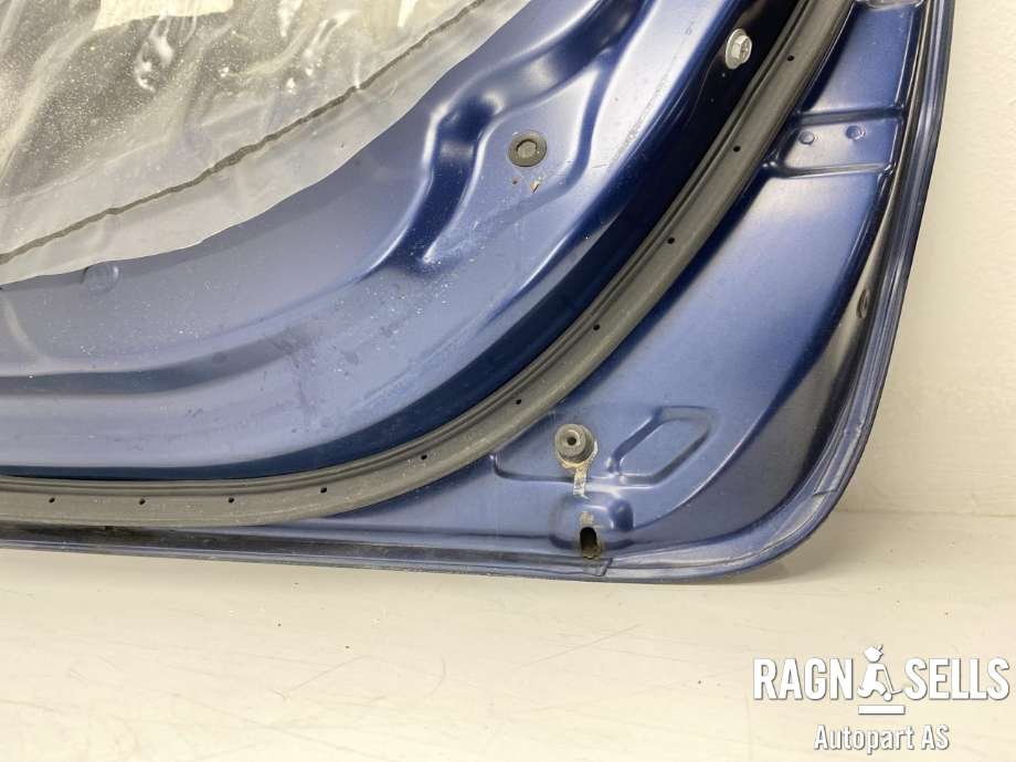 Dør høyre bak til Toyota Hilux 2006-2011  (670030K060|)