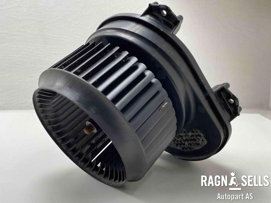 Varmeapparat motor til Mercedes CLA, 2013-2019 (C117) (C117) 
