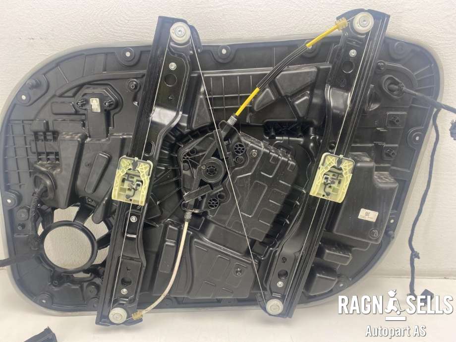 Ruteheis venstre foran til Volvo XC90 2015-2025 (Type II)  (31349762|)