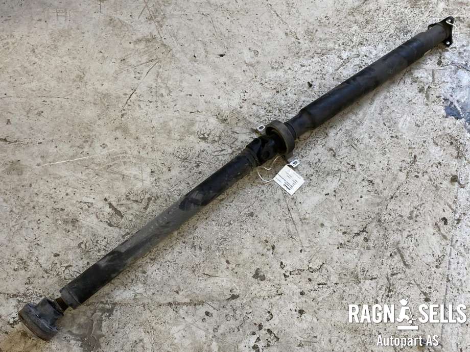 Mellomaksel til BMW 5-Serie 2003-2010 (E60/E61) (E60/E61) (26 10 7 573 574|)
