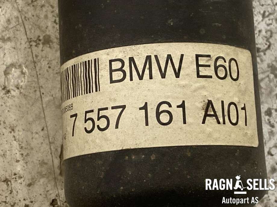 Mellomaksel til BMW 5-Serie 2003-2010 (E60/E61) (E60/E61) (26 10 7 573 574|)