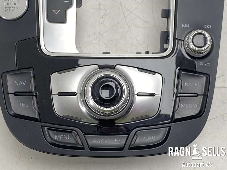 Bilstereo navigasjon betjeningspanel til Audi Q5 2012-2017 (Type I, Fase 2)  (8T0 919 611 L|)