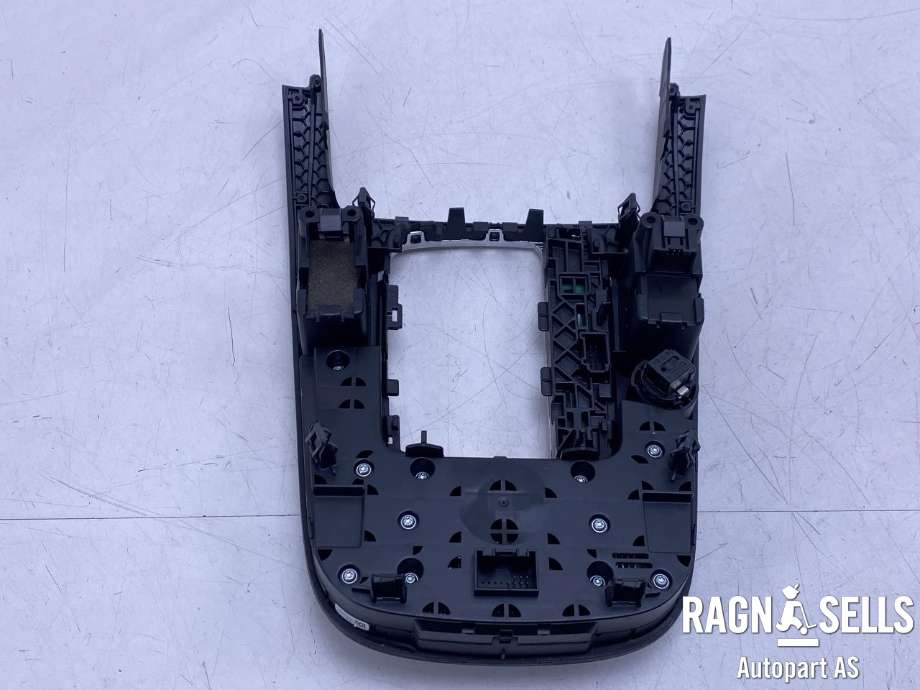 Bilstereo navigasjon betjeningspanel til Audi Q5 2012-2017 (Type I, Fase 2)  (8T0 919 611 L|)