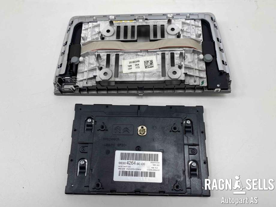 Bilstereo navigasjon skjerm til Toyota Proace City 2020-->> (983042648000|)