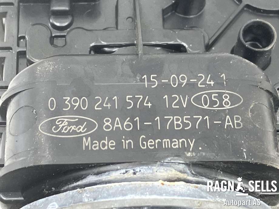 Viskermotor frontrute komplett m/overføring til Ford Fiesta 2013-2017 (Type VI, Fase 2)  (8a6117b571ab|1698869|8a617k484ag|1753741|)