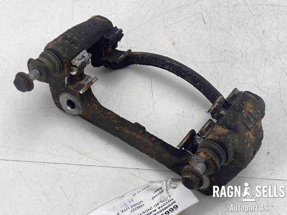 Bremsecaliper brakett til Toyota Auris 2010-2012 (Type I, Fase 2)  (4772109490|)