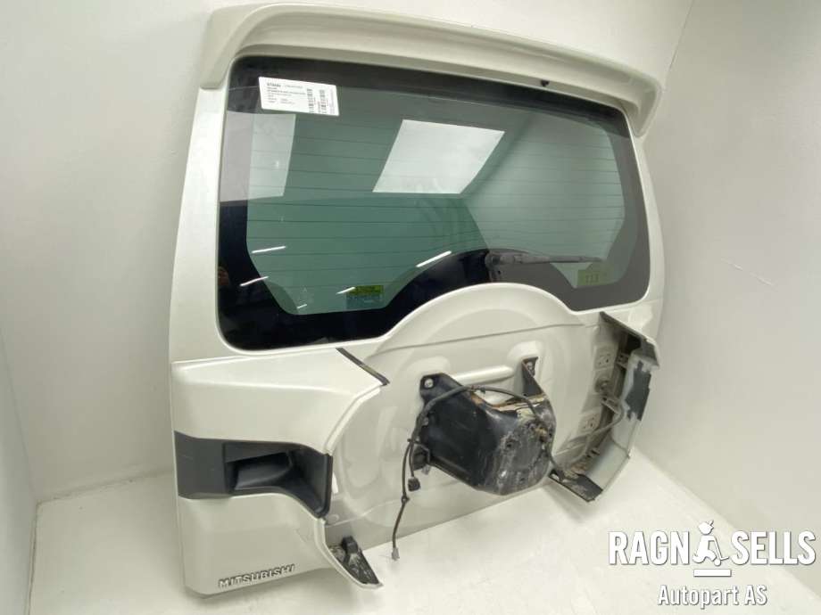 Bakluke til Mitsubishi Pajero 2016-2019 (Type IV, Fase 2)  (5821A147|)
