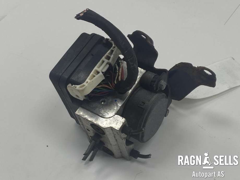 ABS sentral til Toyota Hilux 2006-2011  (4405071030|)